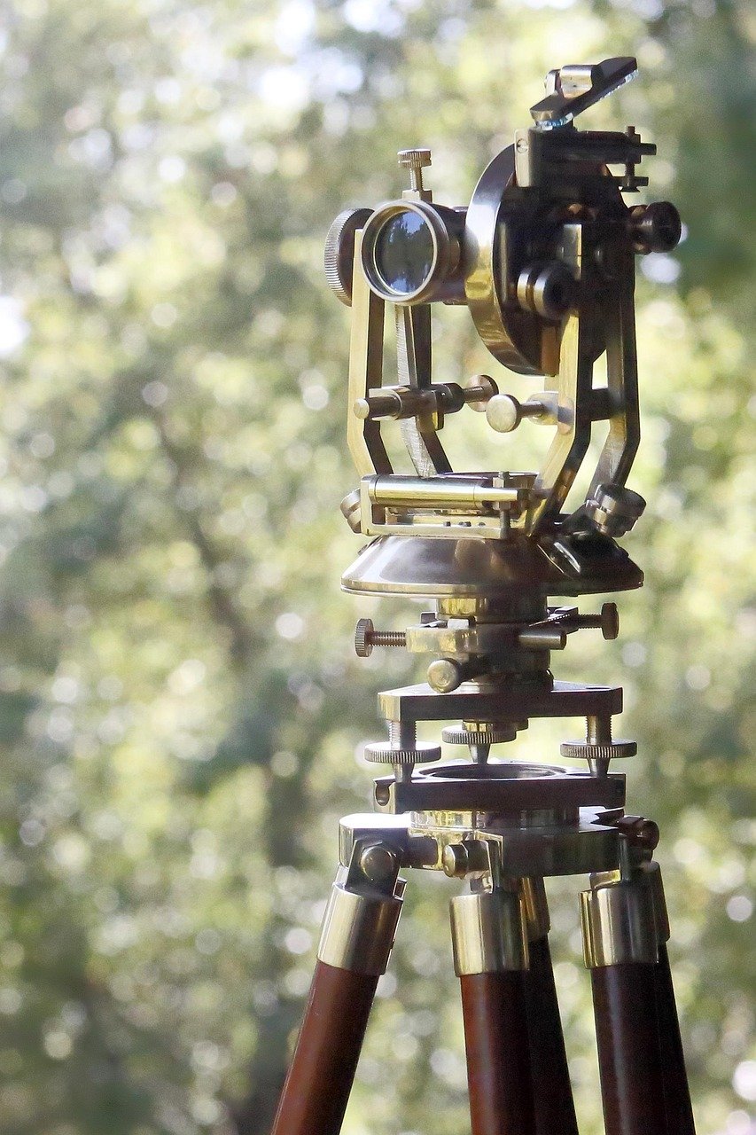 teodolito, tecnología, equipo, lente, industria, ciencia, viejo, antiguo, tránsito, encuesta, instrumento, óptico, topografia, retro, metal, latón, óptica, cartografía, brújula, navegación, orientación, herramienta, clásico, exploración, explorar, posición, teodolito, topografia, topografia, topografia, topografia, topografia